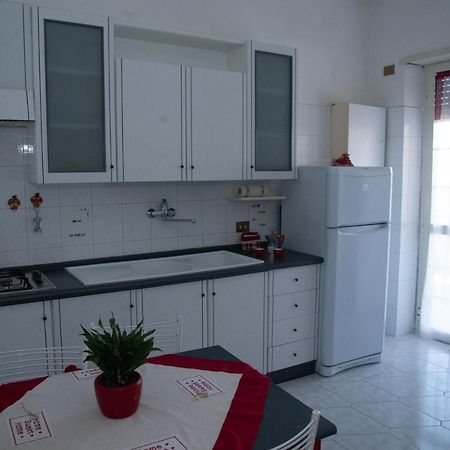 'Panta Rei' Apartment Mentana Bagian luar foto
