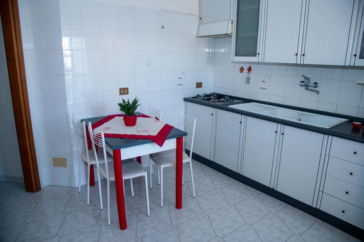 'Panta Rei' Apartment Mentana Bagian luar foto