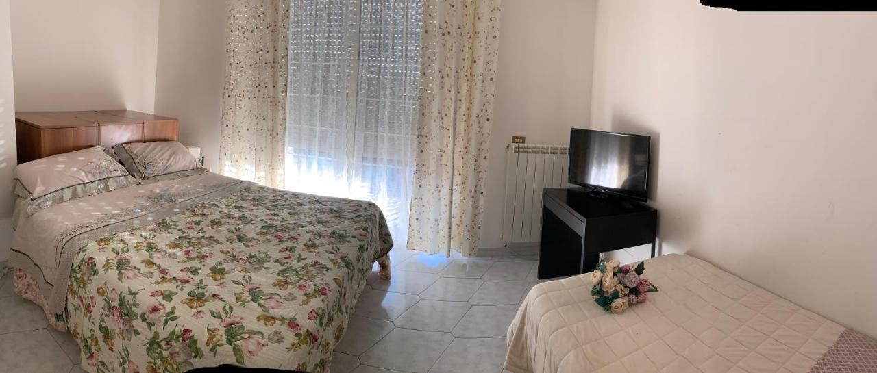 'Panta Rei' Apartment Mentana Bagian luar foto